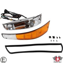 Indicator with black rim, front, complete with metal housing, with E-mark, right