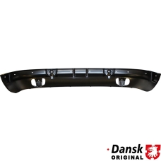 Bumper with hole for fog light